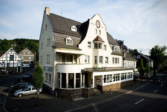 Restaurant Baumhof in Ründeroth Gemeinde Engelskirchen - Logo