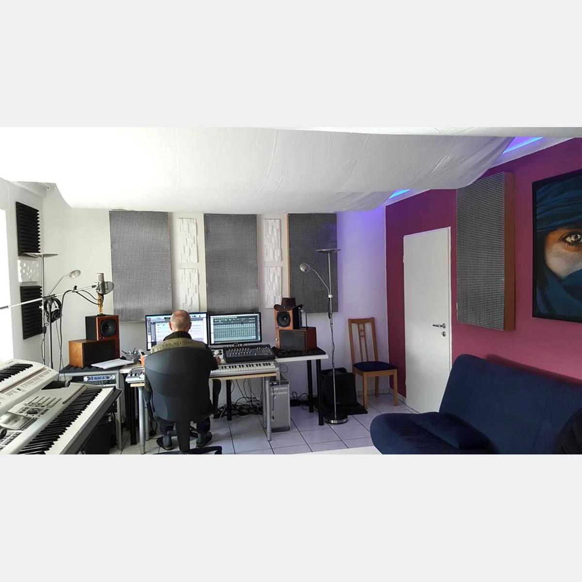 HAZEL STUDIO JD WOOD - Musikproduktion, Musiclab in Nidda - Logo