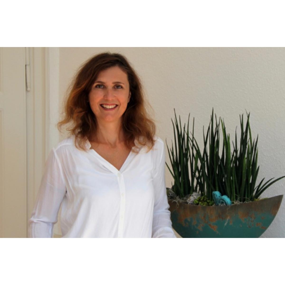 Daniella Nicolli - Naturopath in Lambsheim - Logo