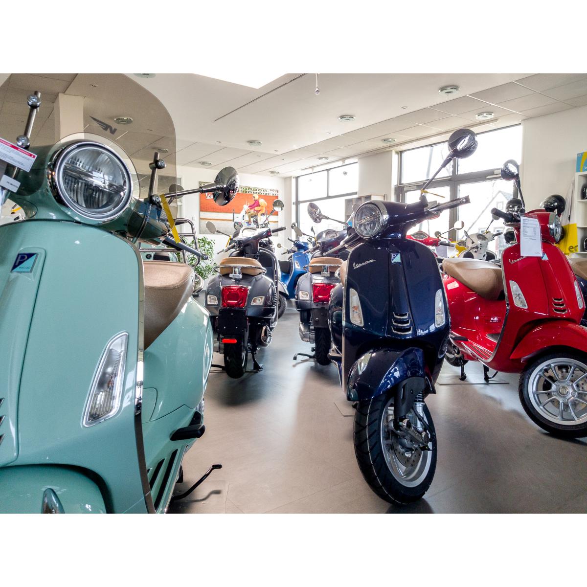 Fulland Vespa Store by Vespa-Store GmbH in Verl - Logo