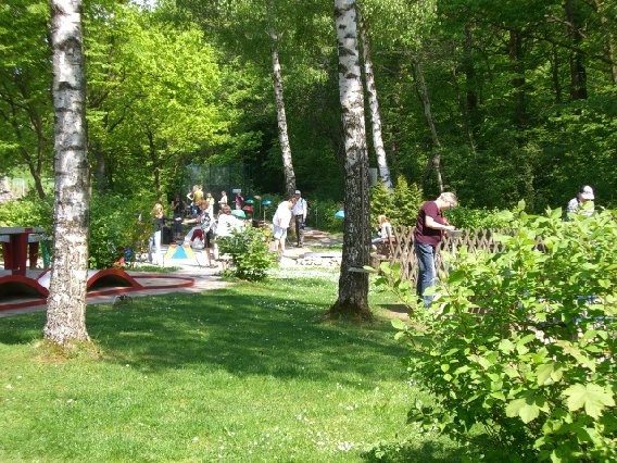 Minigolfplatz Nabern Inh. Fam. Bastendorf in Nabern Gemeinde Kirchheim unter Teck - Logo