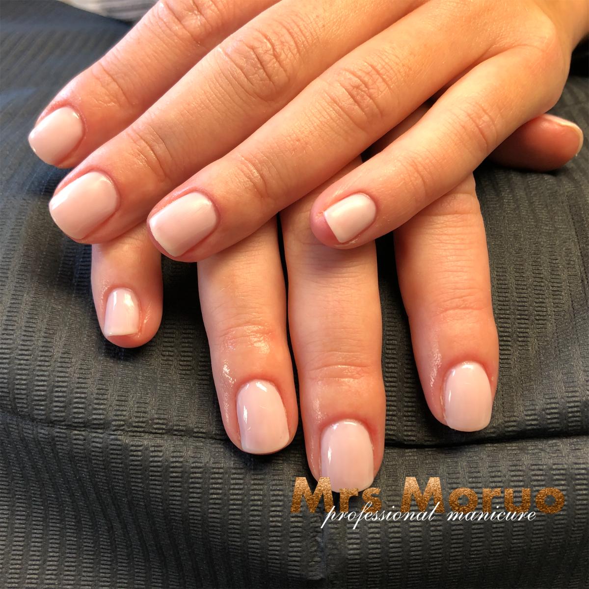 Mrs. Moruo - professional manicure in Bindlach - Logo